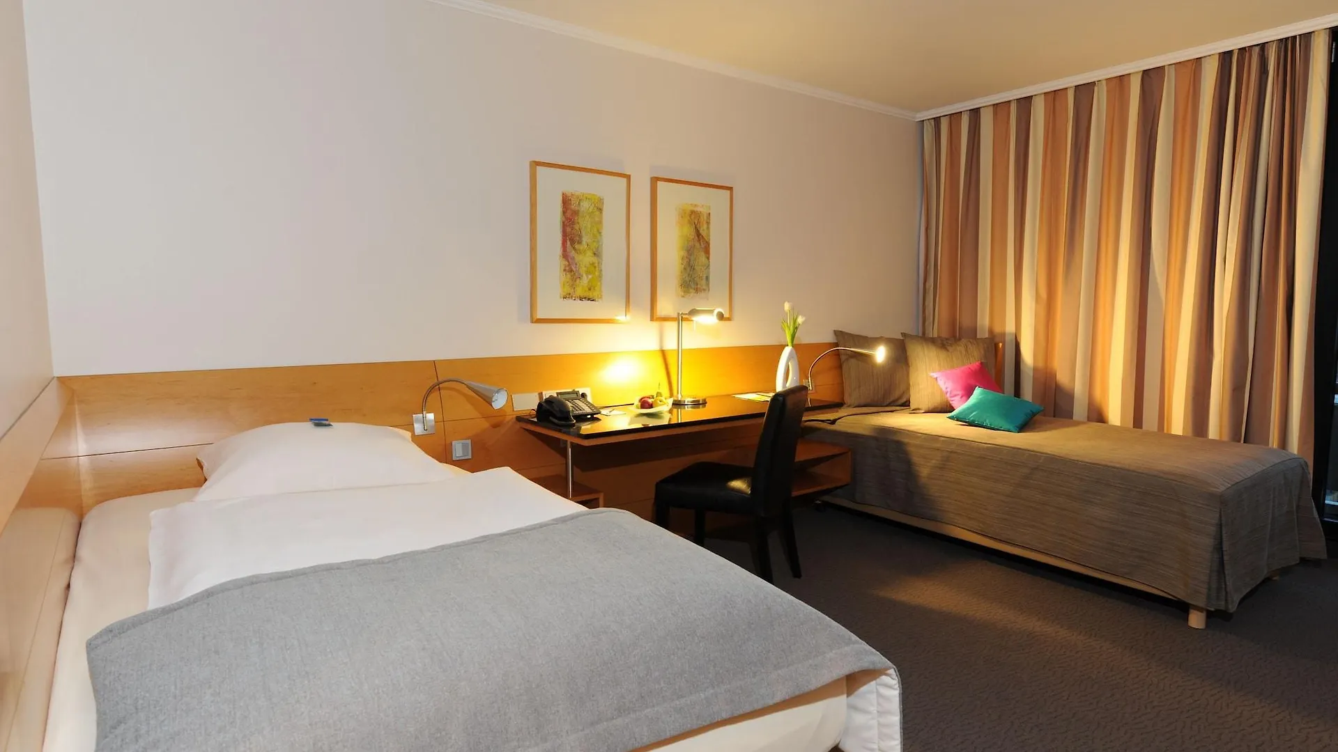 Lindner Hotel Dusseldorf Seestern, Part Of Jdv By Hyatt 4*,